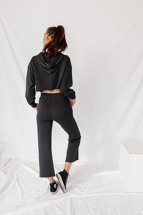 Playing To Win Cropped Hoodie// Ink